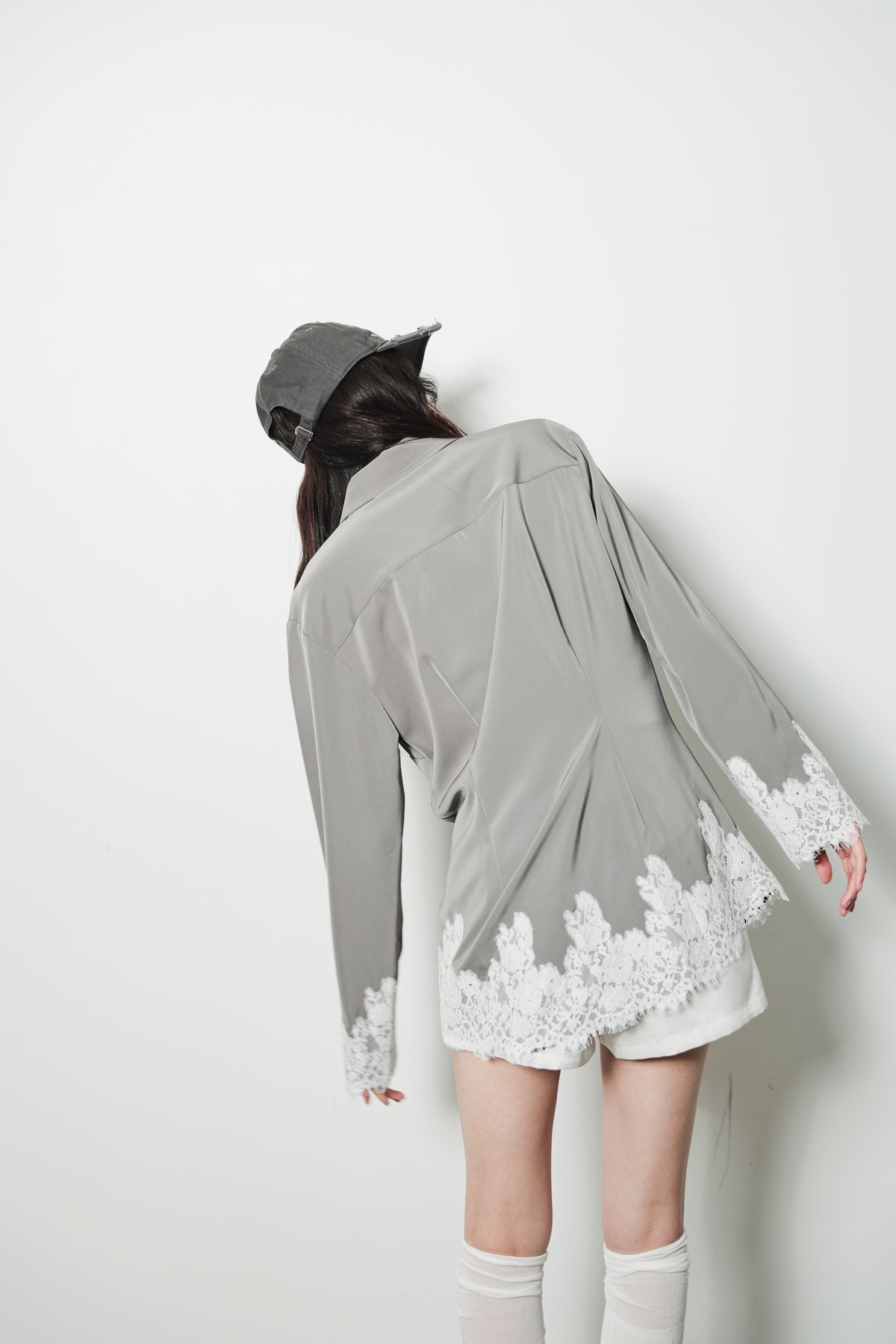 LACE TRIM SHIRT