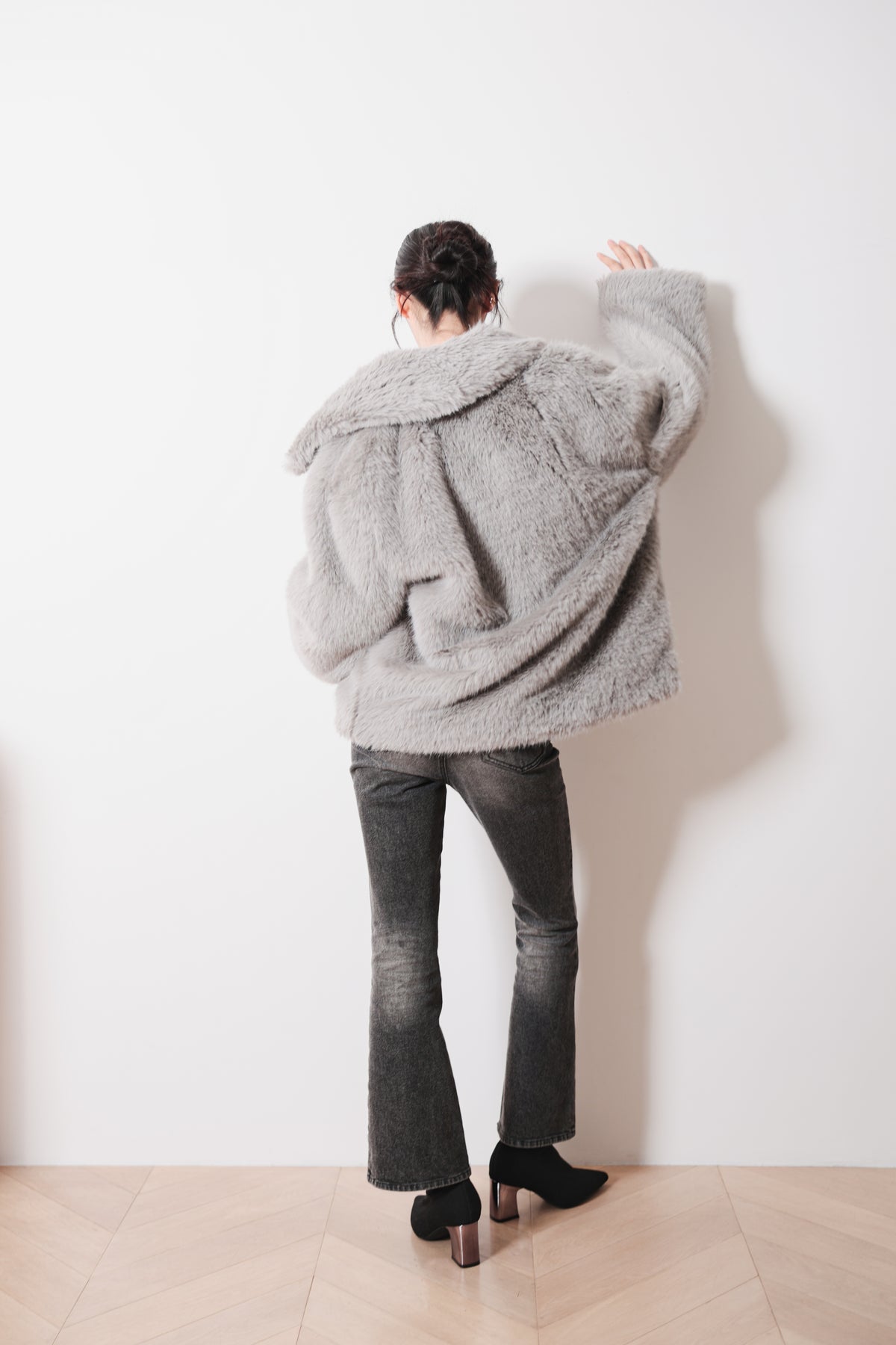 MIDI FAUX FUR COAT - GRAY