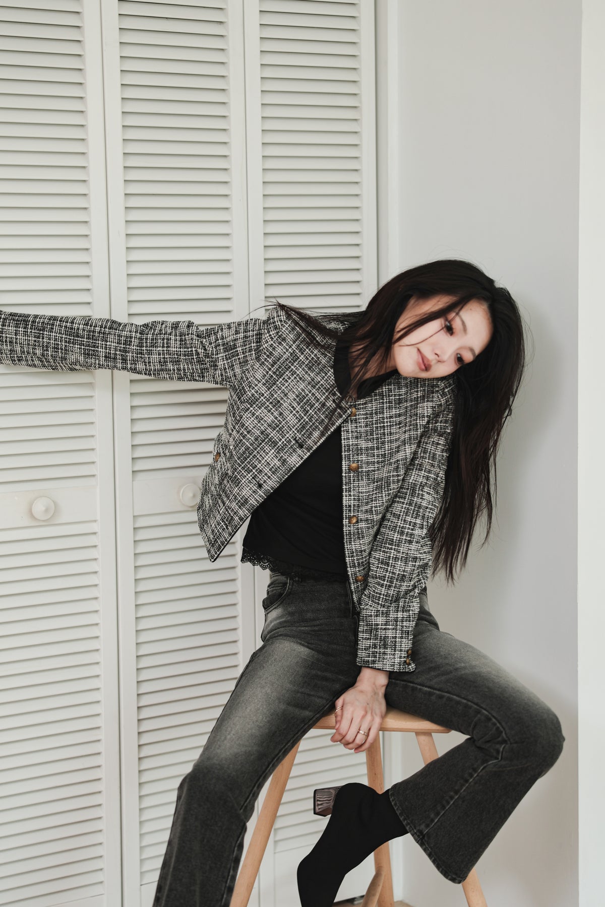 CROPPED TWEED JACKET - BLACK