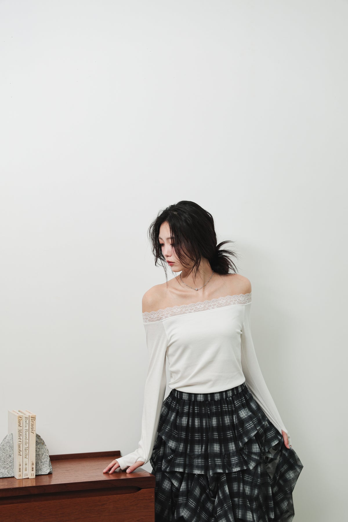 LACE OFF SHOULDER TOP - OFF WHITE