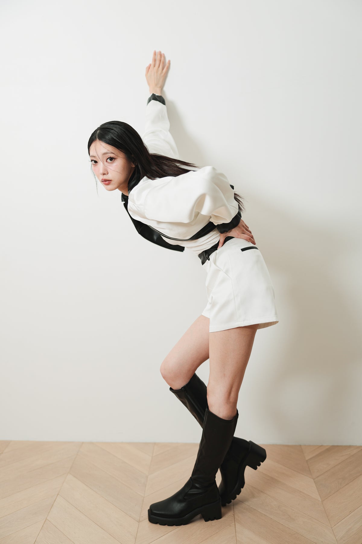 BICOLOR FLARE SHORTS