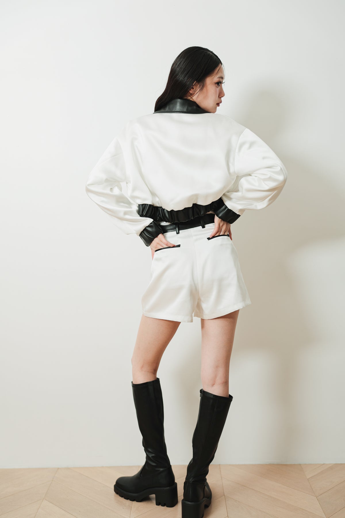 BICOLOR CROPPED JK